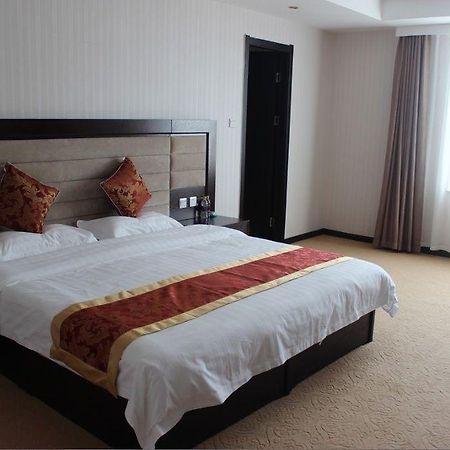 Splendid Oriental Business Hotel Тяньцзинь Экстерьер фото