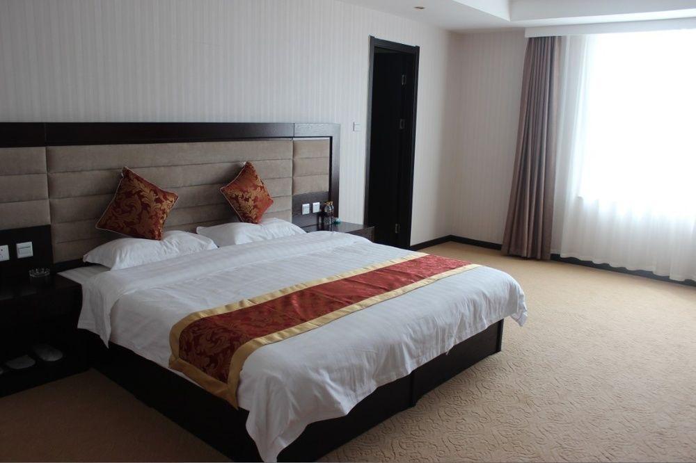 Splendid Oriental Business Hotel Тяньцзинь Экстерьер фото