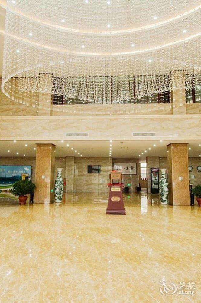 Splendid Oriental Business Hotel Тяньцзинь Экстерьер фото