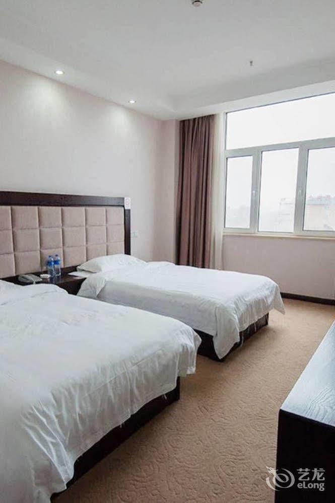 Splendid Oriental Business Hotel Тяньцзинь Экстерьер фото