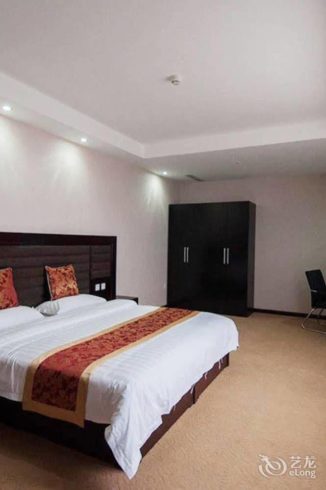 Splendid Oriental Business Hotel Тяньцзинь Экстерьер фото